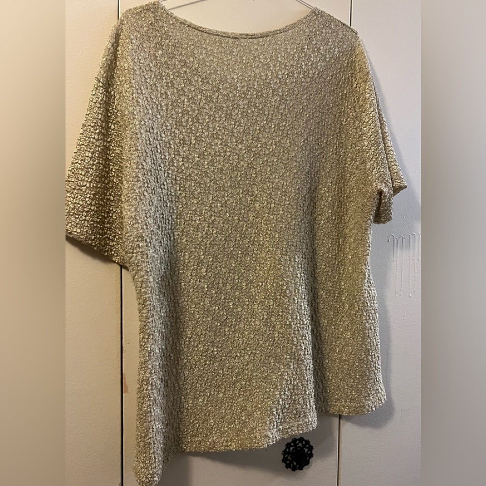 IVORY BLOUSE - Picture 2 of 3
